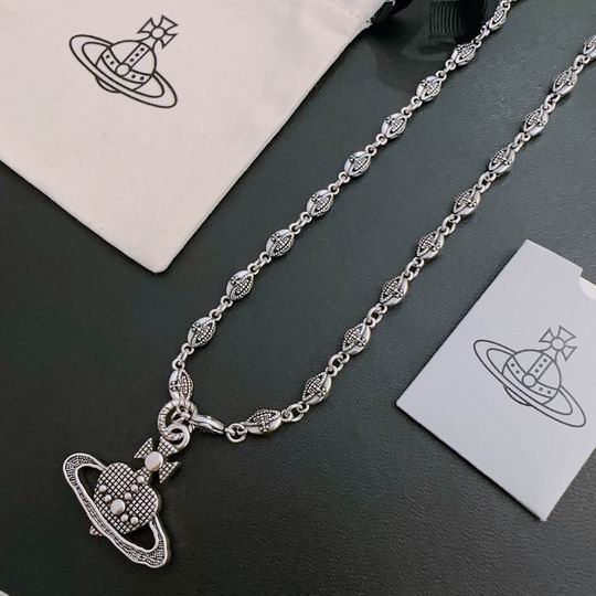 Vivienne Westwood necklace 11lyh50